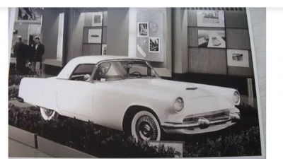 pre production styling exercise perhaps 1955 tbird.png